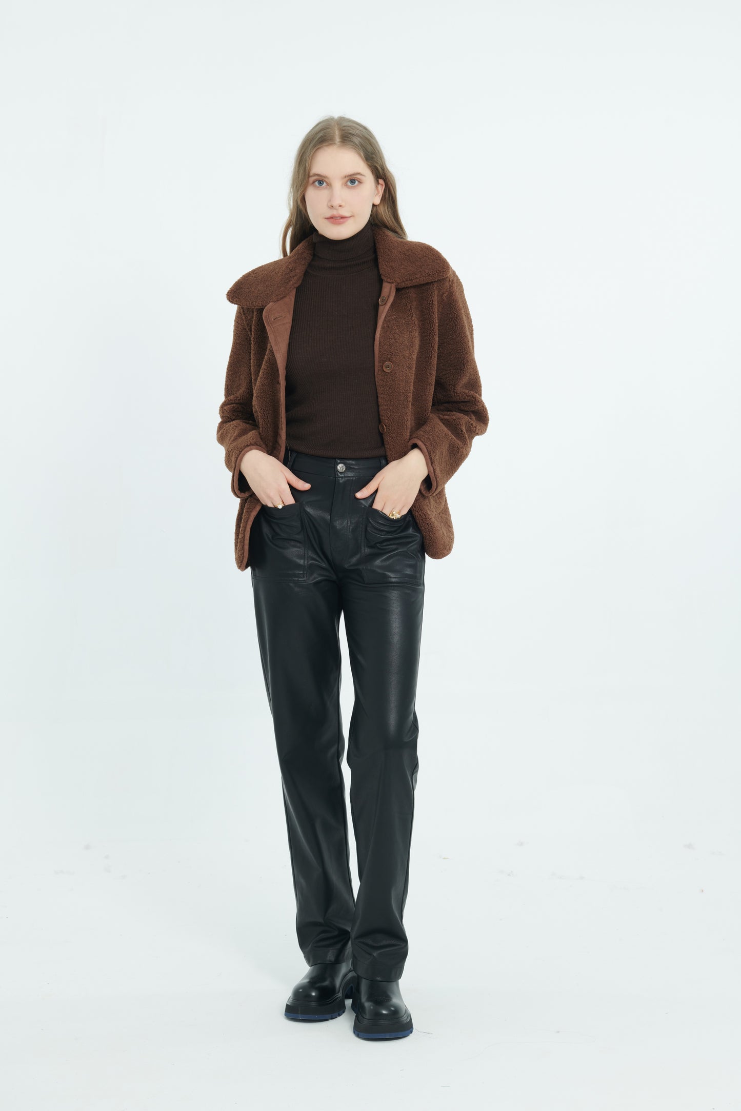 A042 - Manteau réversible sherpa Choco